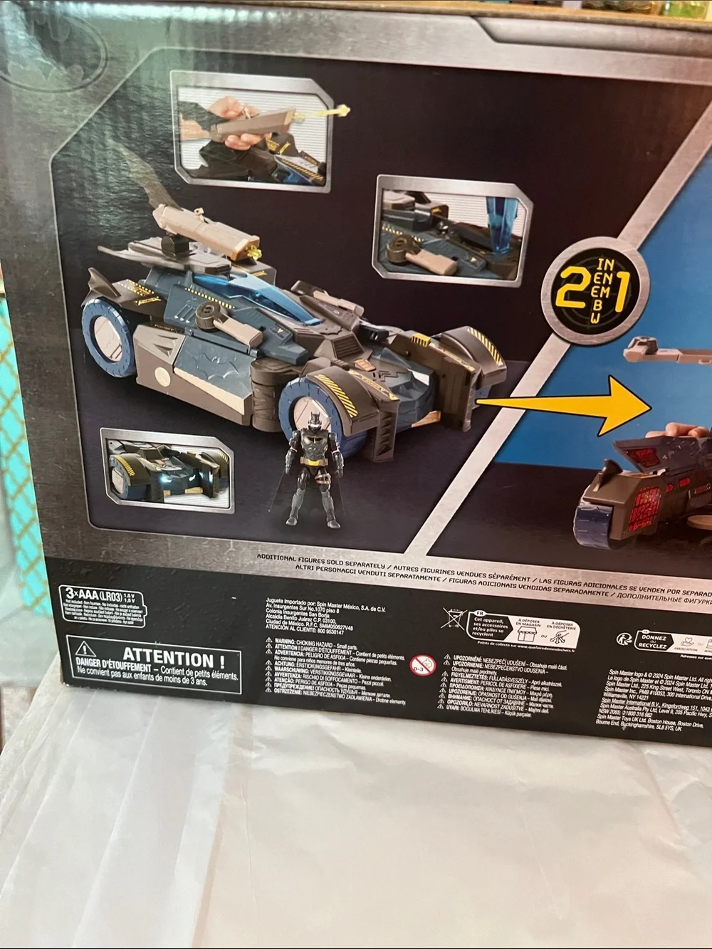 NWT! DC Ultimate Transforming Batmobile – Black and Yellow